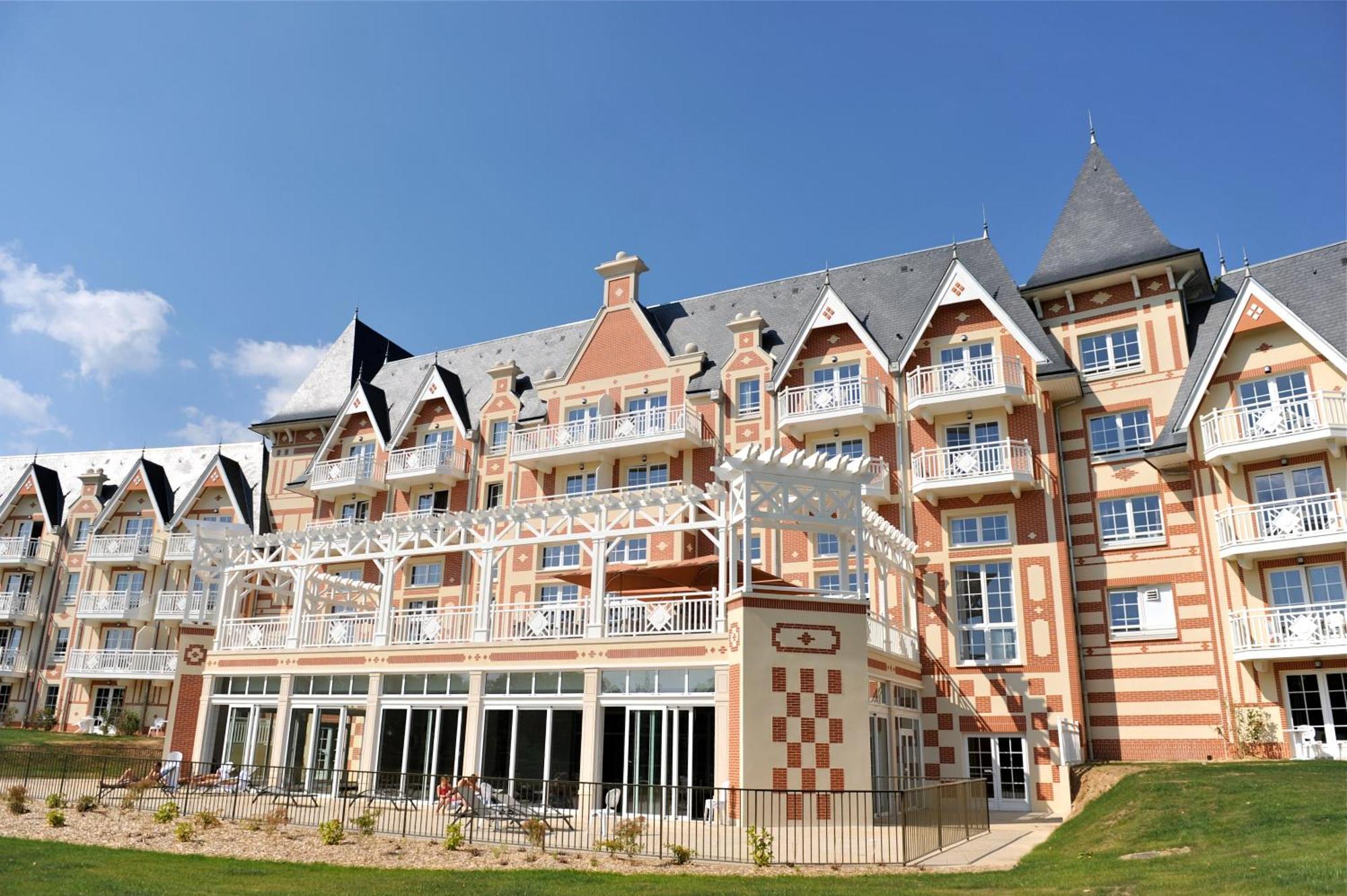 B'O リゾート＆スパ Bagnoles de l'Orne Normandie エクステリア 写真