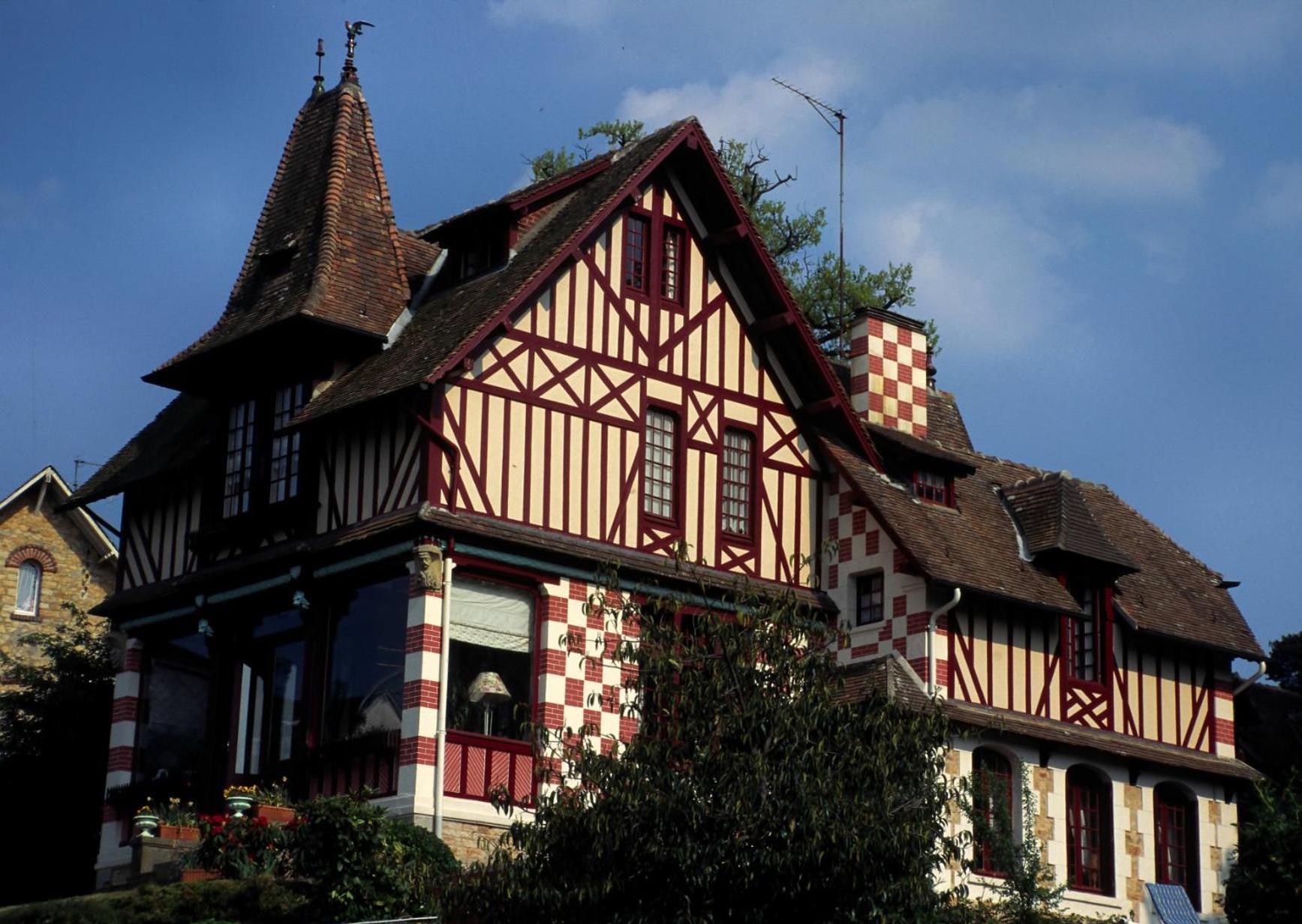B'O リゾート＆スパ Bagnoles de l'Orne Normandie エクステリア 写真